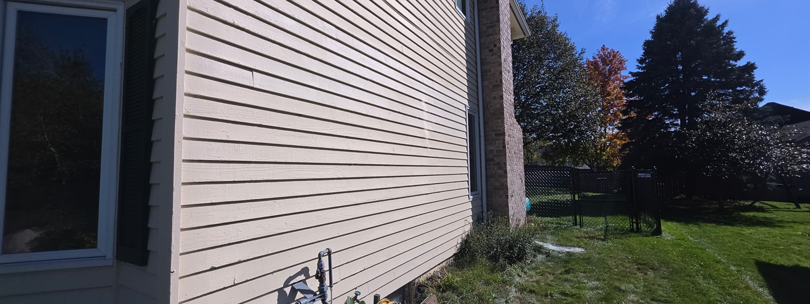 One-Day Wood Siding Repair & Paint in Burnsville